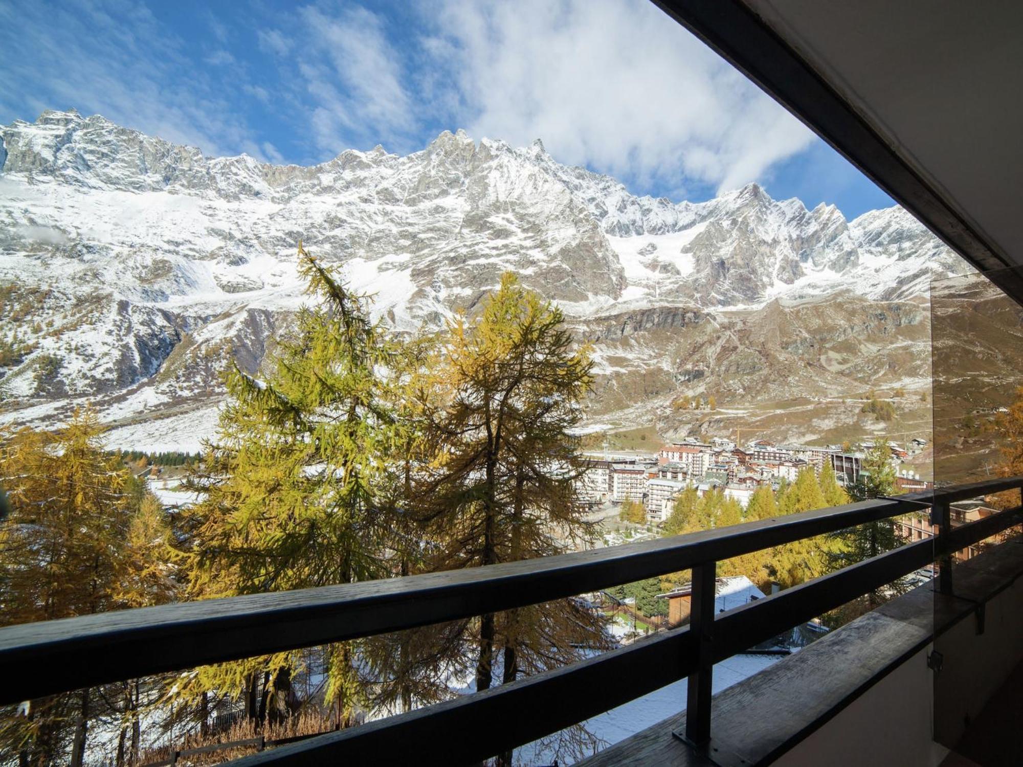 Contemporary Apartment In Breuil Cervinia Near Ski Area Dış mekan fotoğraf